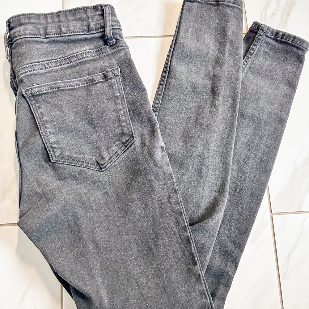 Old Navy  Rockstar Women's Skinny Jeans in Black